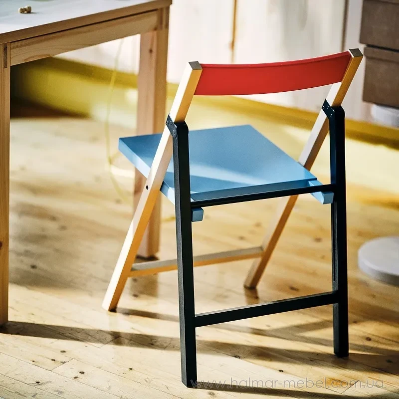 Крісло складане PS 2026 IKEA різнокольорове Крісло складане PS 2026 IKEA різнокольорове