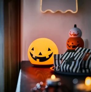 Настільна декоративна LED лампа KUSTFYR IKEA гарбуз помаранчевий Настільна декоративна LED лампа KUSTFYR IKEA гарбуз помаранчевий